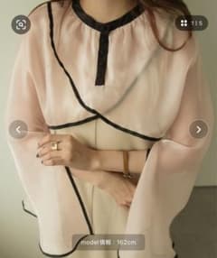 あ*い様 bicolor flare blouse / バイカラーフレアブラウスのサムネイル