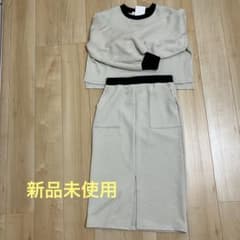 新品未使用　スカート　セットアップ　Ｌのサムネイル