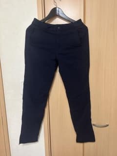 【くみ様専用】ユニクロ パンツ ネイビー　裏フリース Sサイズ　暖パンのサムネイル