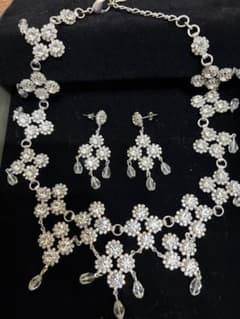 imac ネックレス＆ピアスセット ビジュー フラワー 箱付きのサムネイル