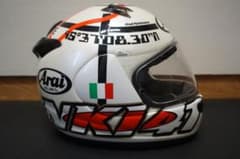 Arai  バイクヘルメットのサムネイル