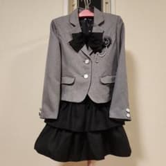 フォーマルドレス グレー・黒　CECIL McBEE　150cm　卒業式　スーツのサムネイル