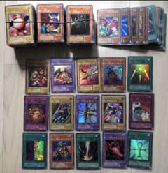 遊戯王カード 2期カードまとめ売り400枚のサムネイル