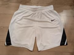 Nike Dri-FIT ショートパンツ XL ホワイトのサムネイル