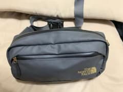 まーこ様専用 THE NORTH FACE ウエストバッグ25日まで限定値下げのサムネイル
