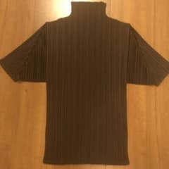 イッセイミヤケ pleats please プリーツトップス ハイネック - メルカリ