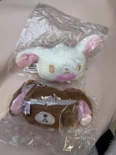 シュガーバニーズ ぬいぐるみチャーム ガチャガチャ しろうさ くろうさのサムネイル