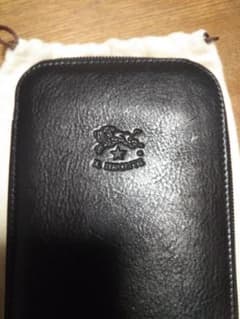 IL BISONTE  黒の長財布のサムネイル