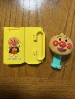 出品一時停止予定あります　アンパンマン 紙パックホルダー ＆ カスタネットのサムネイル