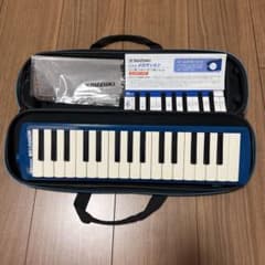 鍵盤ハーモニカ スズキ　メロディオン　MFA-32ブルーのサムネイル