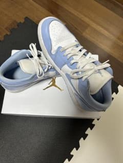 ジョーダン1ロー　AIR JORDAN 1 LOW WHITE/ALUMINUMのサムネイル