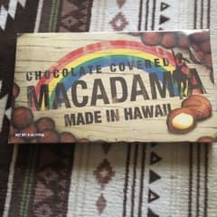 ハワイ マカダミアナッツチョコレートのサムネイル