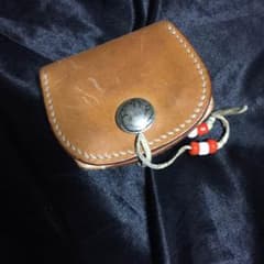 レザー財布のサムネイル