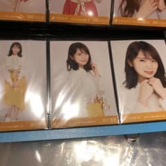 乃木坂46 秋元真夏 デコ襟 コンプのサムネイル