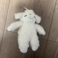 ひつじのメイプル ぬいぐるみ マスコットのサムネイル