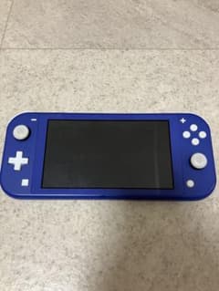 Nintendo Switch Lite 青のサムネイル
