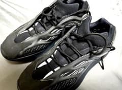 ADIDAS YEEZY 700 V3 "ALVAH"のサムネイル