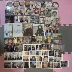 Tokyo Revengers merchandise large set