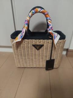 PRADA かごバッグ ベージュ/ブラックのサムネイル