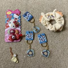 限定品ちいかわキーホルダー＆東京限定キティちゃんのサムネイル
