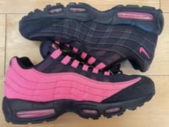NIKE AIR MAX 95 ブラック ピンク スニーカーのサムネイル