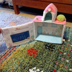 すみっコぐらし ぬいぐるみ用 おうち 学校 教室のサムネイル