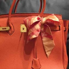 正規品エルメス ツイリー ロゴリボン柄のサムネイル