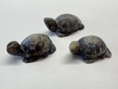 翡翠　置物　亀　3個セットのサムネイル