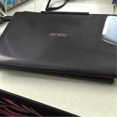 ASUS Trans Book t1000ta dk32GB ノートパソコンのサムネイル