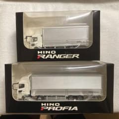 日野自動車　トラックミニカー2台セットのサムネイル