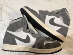 Nike Air Jordan 1 High OG グレー/ホワイトのサムネイル