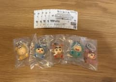 クレヨンしんちゃん めじるしアクセサリー みんなでくまパジャマ コンプリートのサムネイル