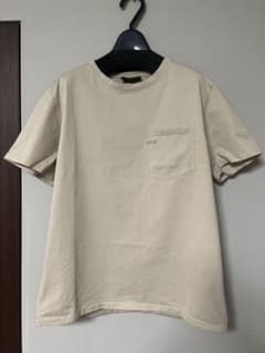 APC 刺繍入りポケットTシャツ Mサイズ　ベージュのサムネイル