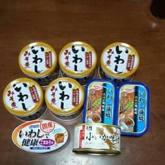 イワシ缶詰めセット➕おまけ小いか味付１のサムネイル