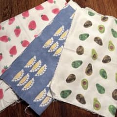 nunocoto fabric いちご、アボカド、餃子プリント生地のサムネイル