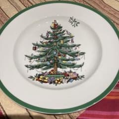 【休日値下げ　美品】スポードSpode のクリスマスのディナー皿　2枚