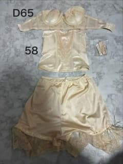 Four Sis & Co. フォーシ&カンパニー ブライダルインナー3点セットのサムネイル