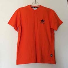 アディダスオリジナル☆オレンジTシャツのサムネイル