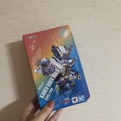 仮面ライダービルド ジーニアスフォーム魂ウェブ商店箱に傷み有り