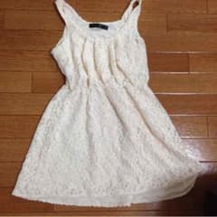 キャメロンレイシー ワンピースのサムネイル