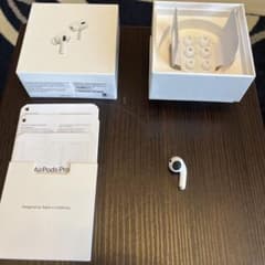 AirPods Pro第2世代　左耳付属品付きのサムネイル