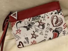 - GUESS - ポーチ　新品未使用のサムネイル