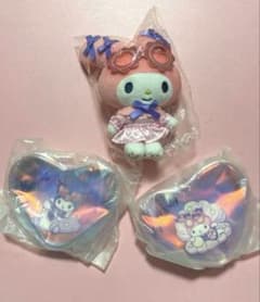 サンリオ Happyくじ ナイトプール マイメロディ クロミ セットのサムネイル