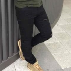 大人気のバイカーデニム