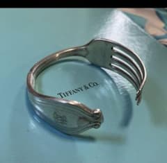 Tiffany & Co. シルバーバングルのサムネイル