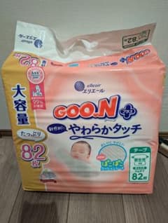 GOO.N プラス やわらかタッチ 新生児用 テープ 82枚のサムネイル