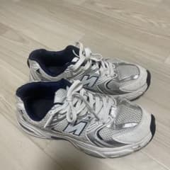 R*n様 New Balance ランニングシューズ ホワイト/ネイビーのサムネイル