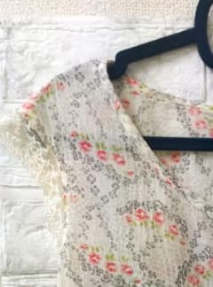 ZARA 花柄  春-夏トップスのサムネイル
