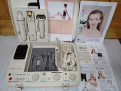 サミットインターナショナル　リリーソニック　超音波多機能美容器　美品 サミット☆多機能美容器☆リリーソニック ○超音波 ・高周波 ・吸引