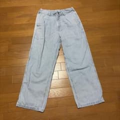 GU ライトブルー ワイドパンツのサムネイル